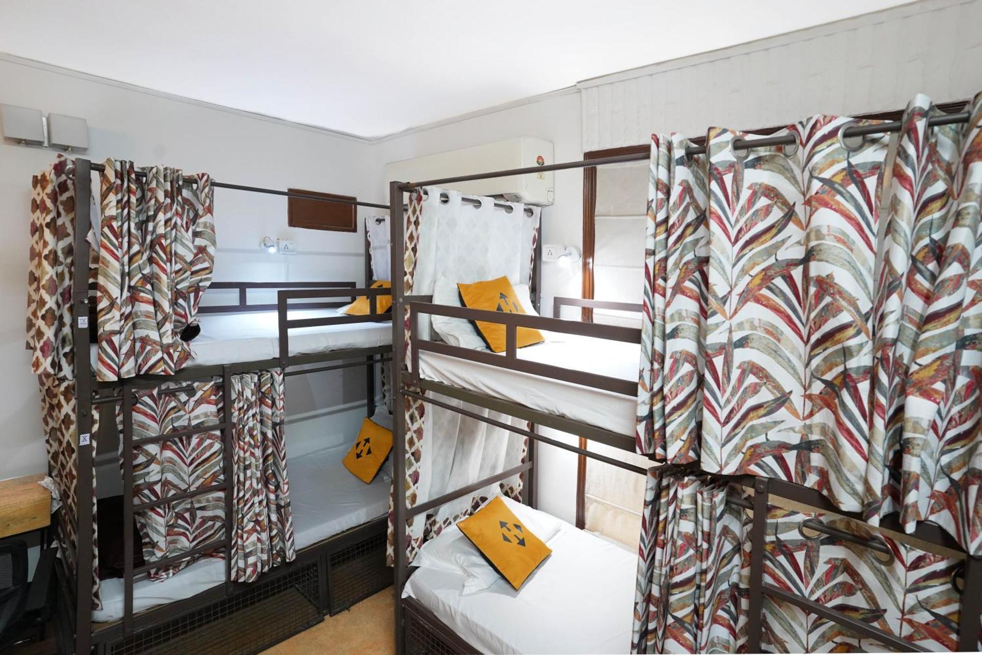 Hide-In Hostel Delhi Нью-Дели Экстерьер фото