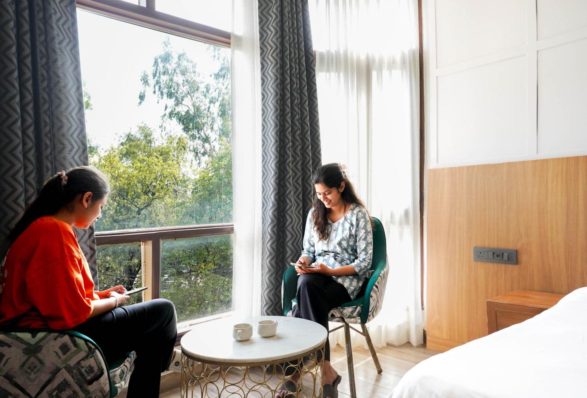 Hide-In Hostel Delhi Нью-Дели Экстерьер фото
