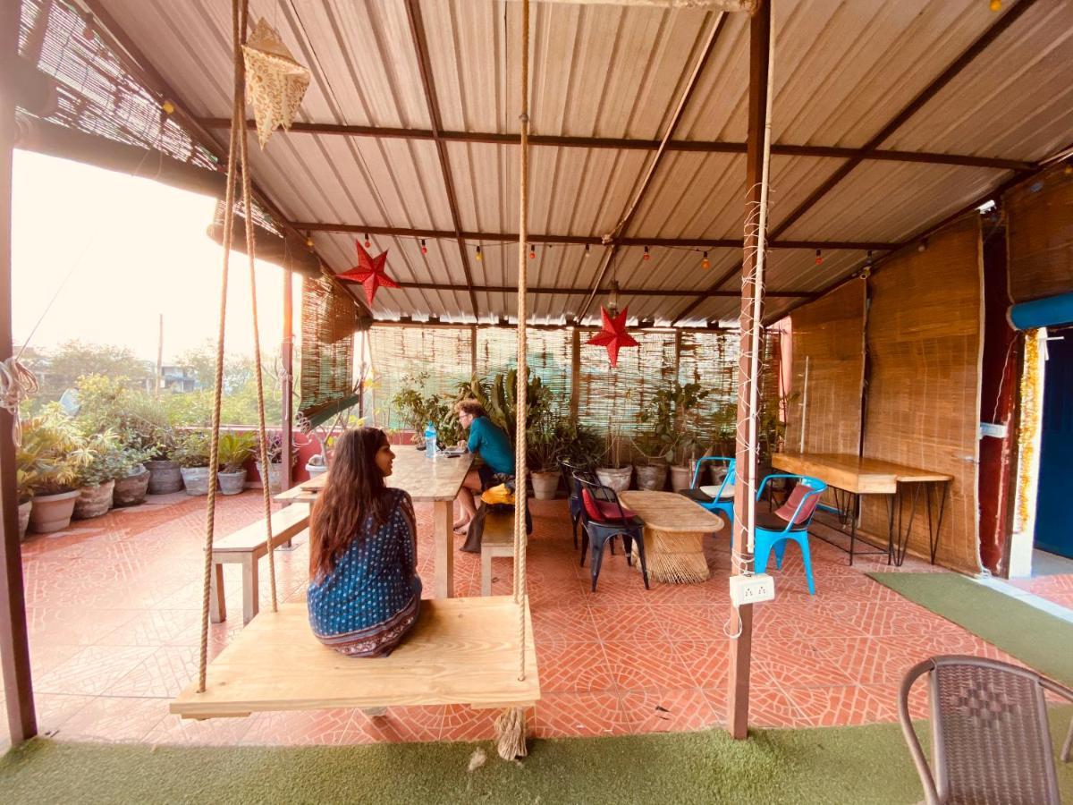 Hide-In Hostel Delhi Нью-Дели Экстерьер фото